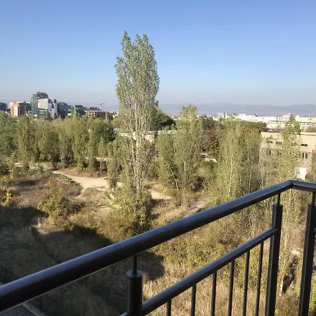Апарт-отель Block 531 Aparthouse Block 533 *