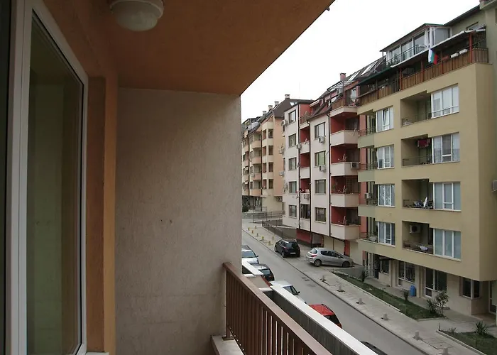 Block 531 Aparthouse Block 533 *